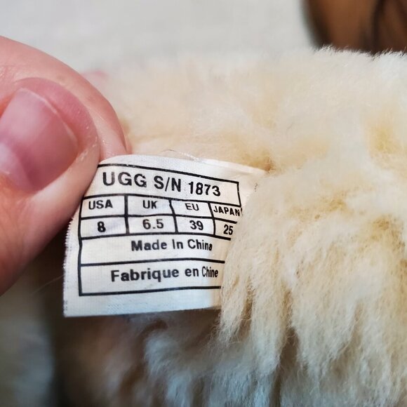 Ugg Tan Chestnut Sheepskin Bailey Boho Button Triplet Tall Boot High Boot SZ 8 - Picture 8 of 16